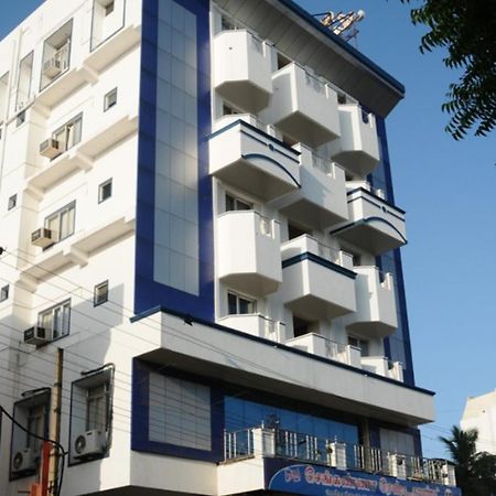 Hotel Annamalai Tiruchirappalli Εξωτερικό φωτογραφία